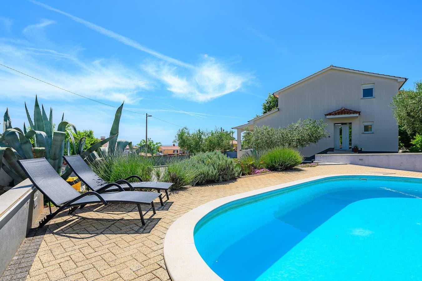 Foto 3 von 38: Villa Elisa with Pool and Sea view in Istria