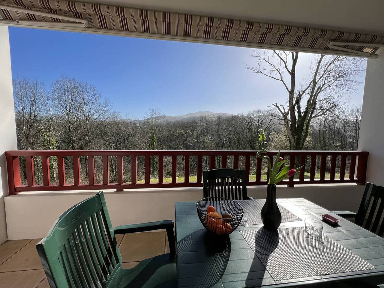 Foto 13 von 19: Erdgeschoss T2-Wohnung mit Terrasse, Parkplatz und WLAN in Cambo-les-Bains