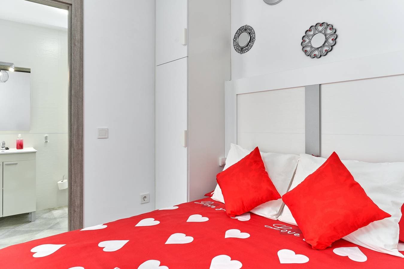 Foto 10 von 24: Einzimmerapartment "Nerja Boutique Sweet Corner 103" mit Gemeinschaftspool und WLAN
