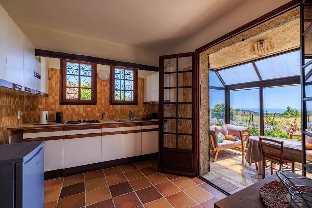 Foto 10 von 19: Maison Des Canorgues - Peaceful Haven in Tourrettes