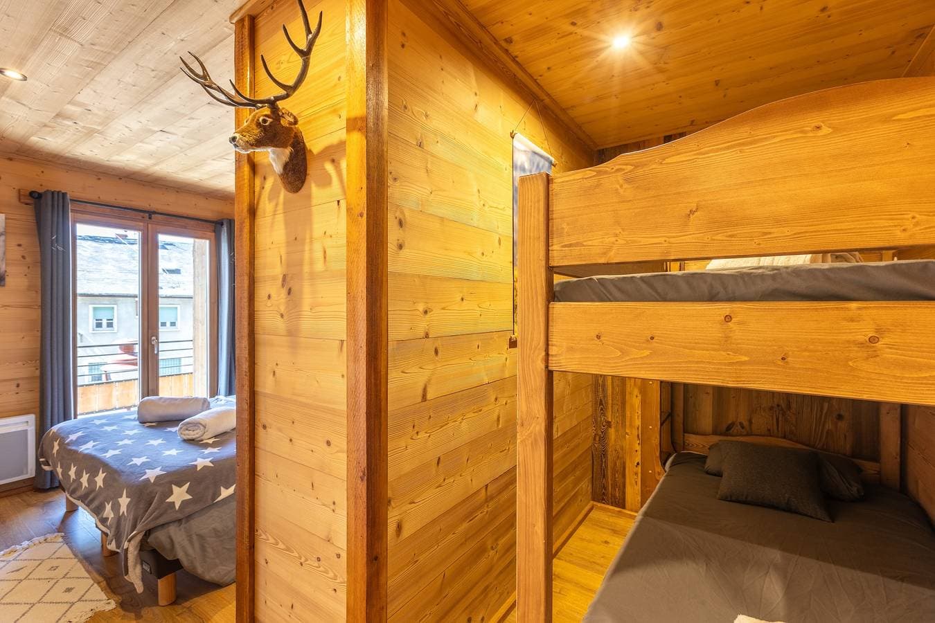Foto 9 von 24: Ferienhaus für 10 Personen mit Balkon