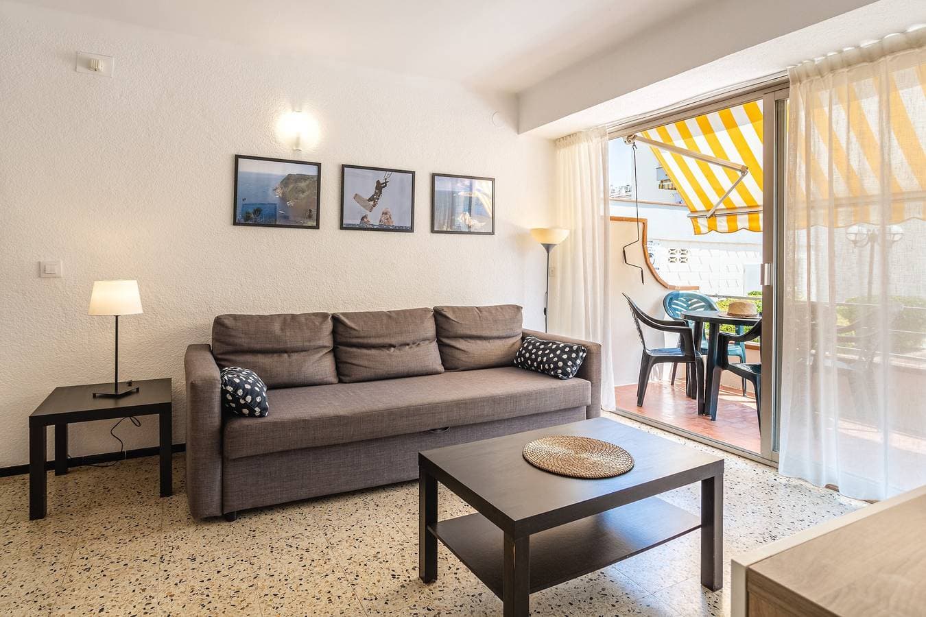 Foto 4 von 21: Apartment 'Omega 7' mit Gemeinschaftspool, Garten und Klimaanlage