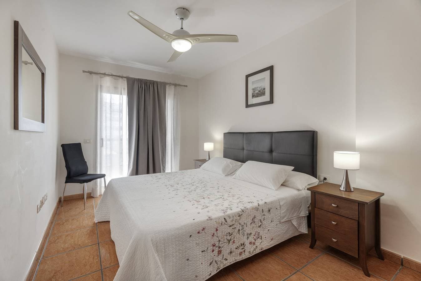 Foto 13 von 27: Ferienwohnung 'Ocean Golf San Miguel' mit Meerblick, Gemeinschaftspool und Wi-Fi