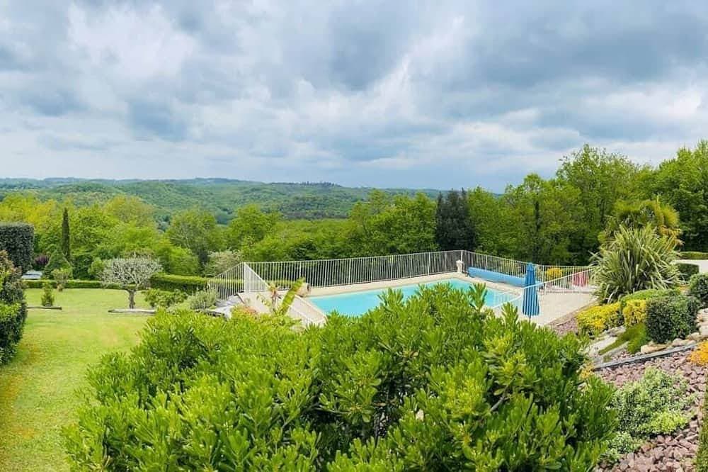 Gîte * Vue imprenable * Piscine 1