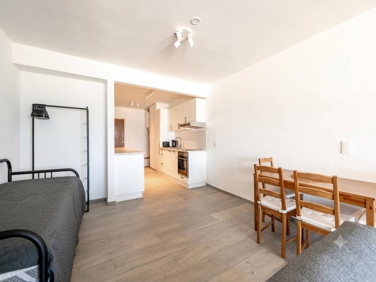 Foto 5 von 14: Erstklassiges Studio mit Meerblick