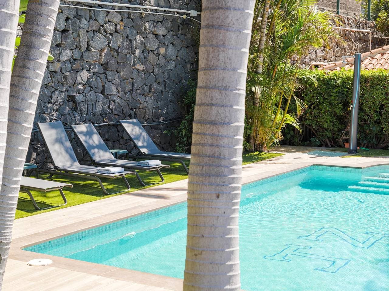 Foto 13 von 37: Ferienhaus für 4 Personen mit Pool