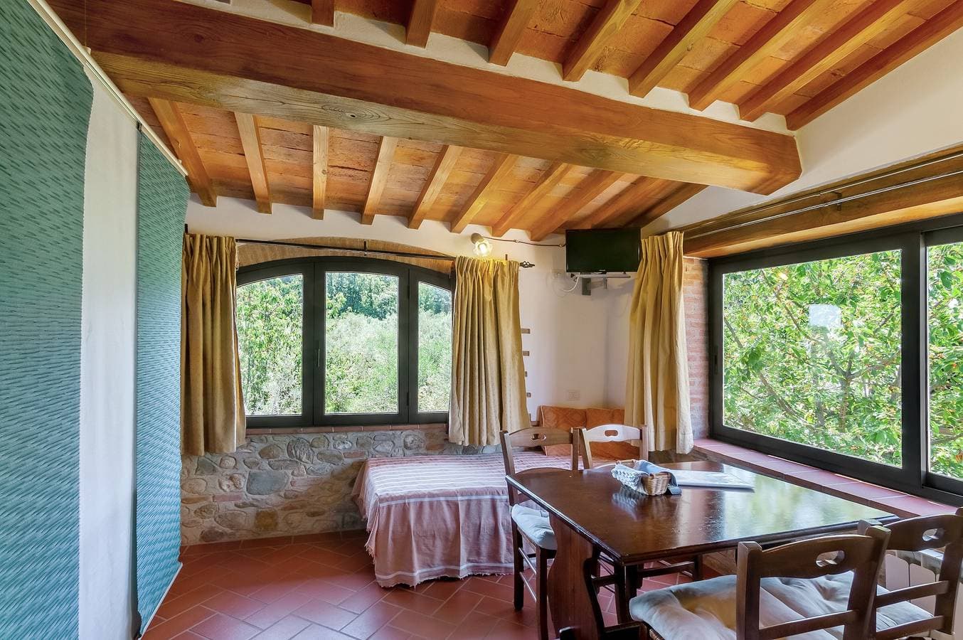 Foto 6 von 30: Podere Papèra – Wohnung 'Cavallo Flat' mit Bergblick, WLAN und Klimaanlage