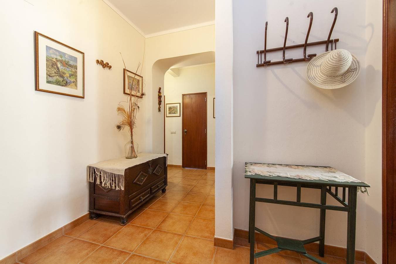 Foto 9 von 28: Ferienwohnung für 4 Personen mit Balkon