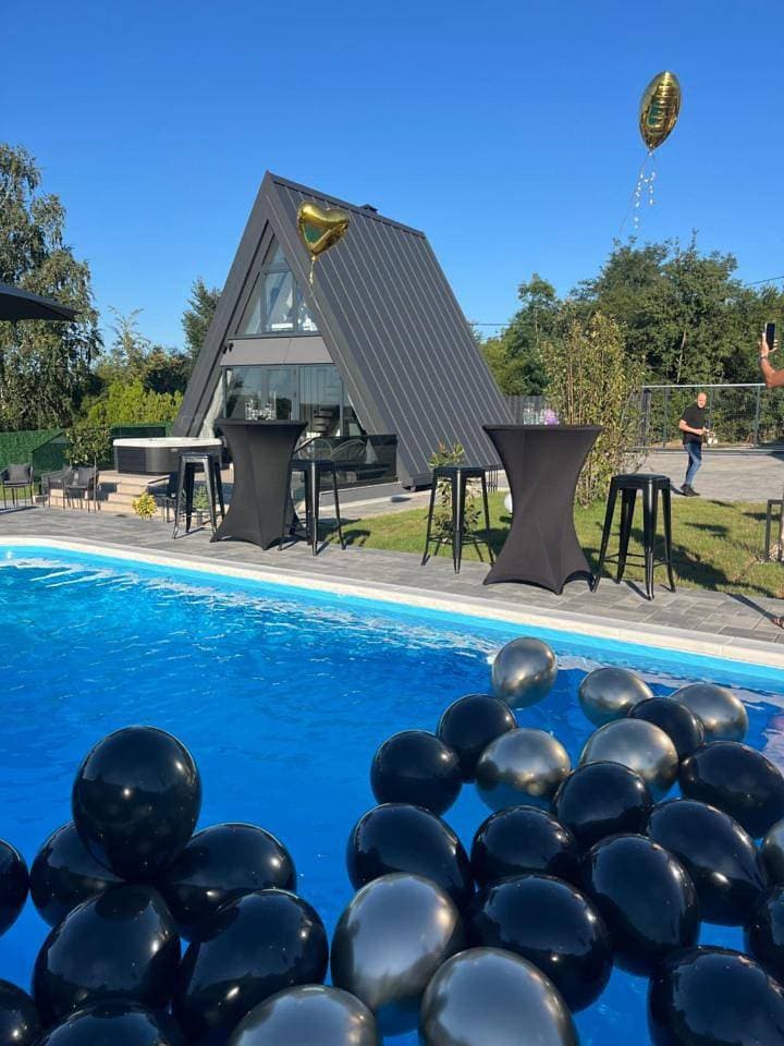 Foto 12 von 62: Villa with Private Pool