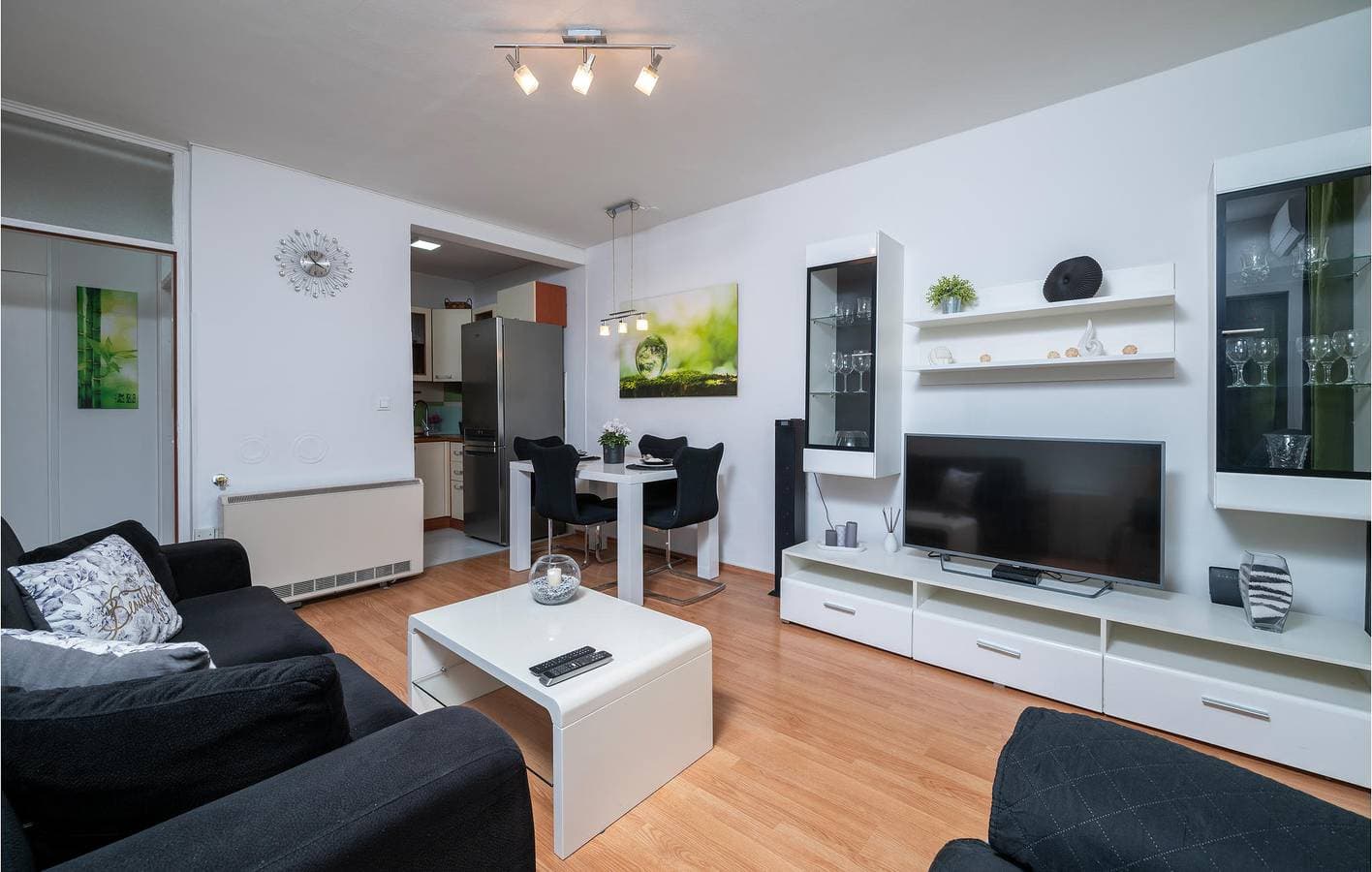 Foto 5 von 23: Gemütliche Unterkunft, 2,5 km vom Strand entfernt: WLAN, Klimaanlage, Terrasse, Parkplatz und Waschmaschine!