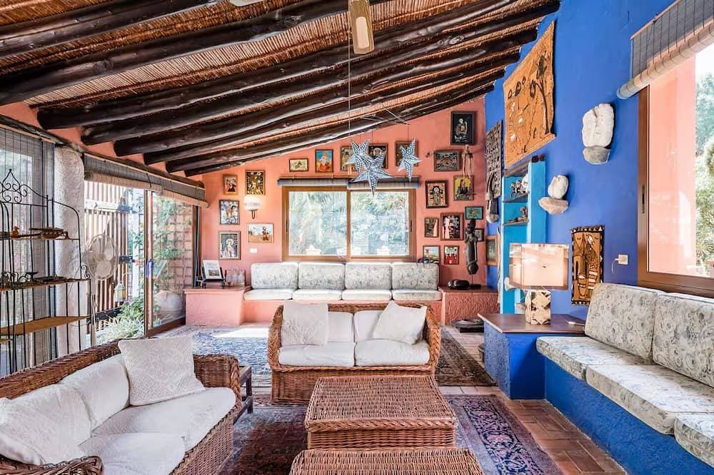 Amazing villa on a private Beach 1