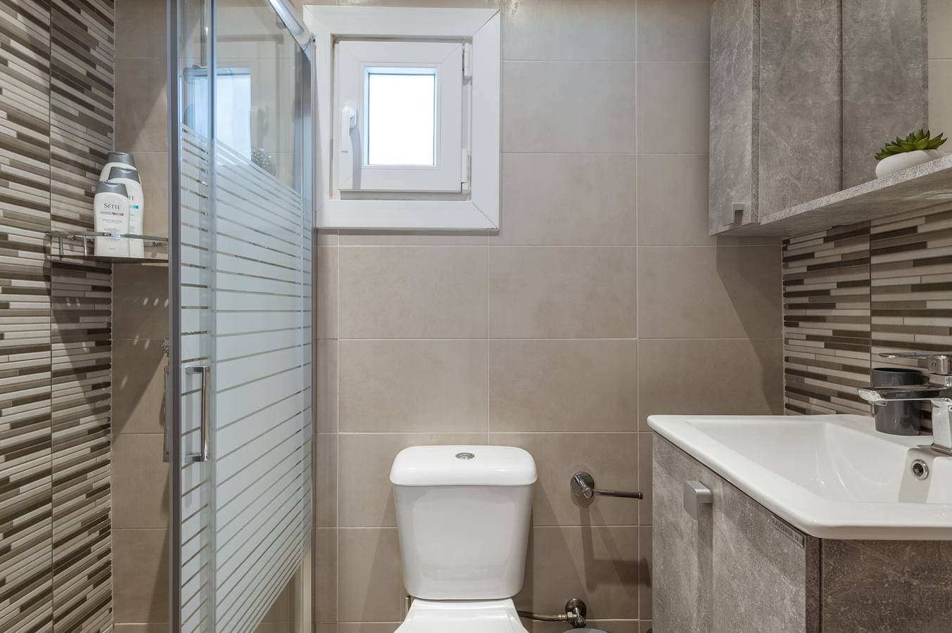 Foto 12 von 24: Ferienhaus 'Porto Galini Tinos Syros 105' mit Meerblick, WLAN und Klimaanlage