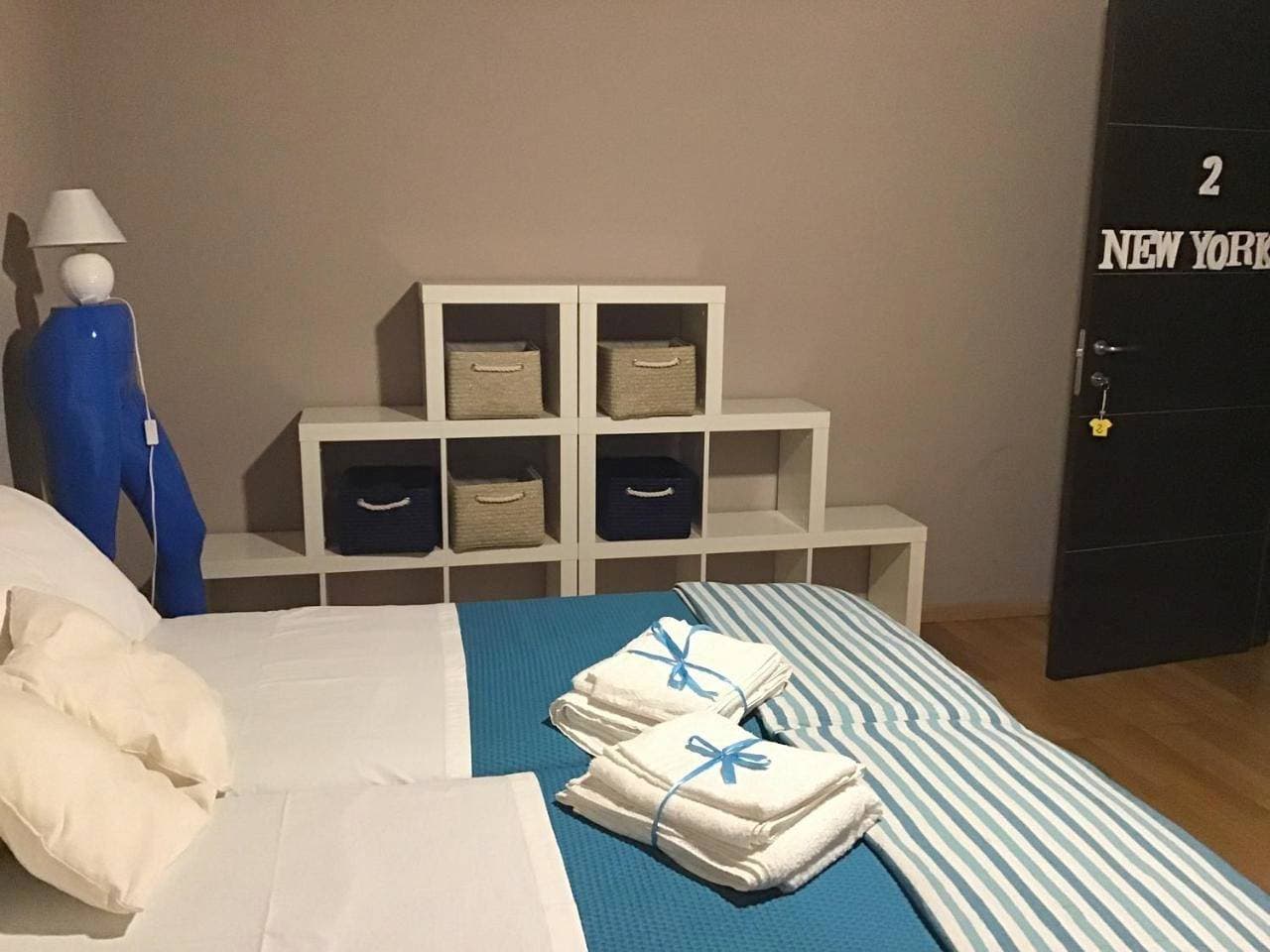 Foto 2 von 12: Double Room with Private Bathroom