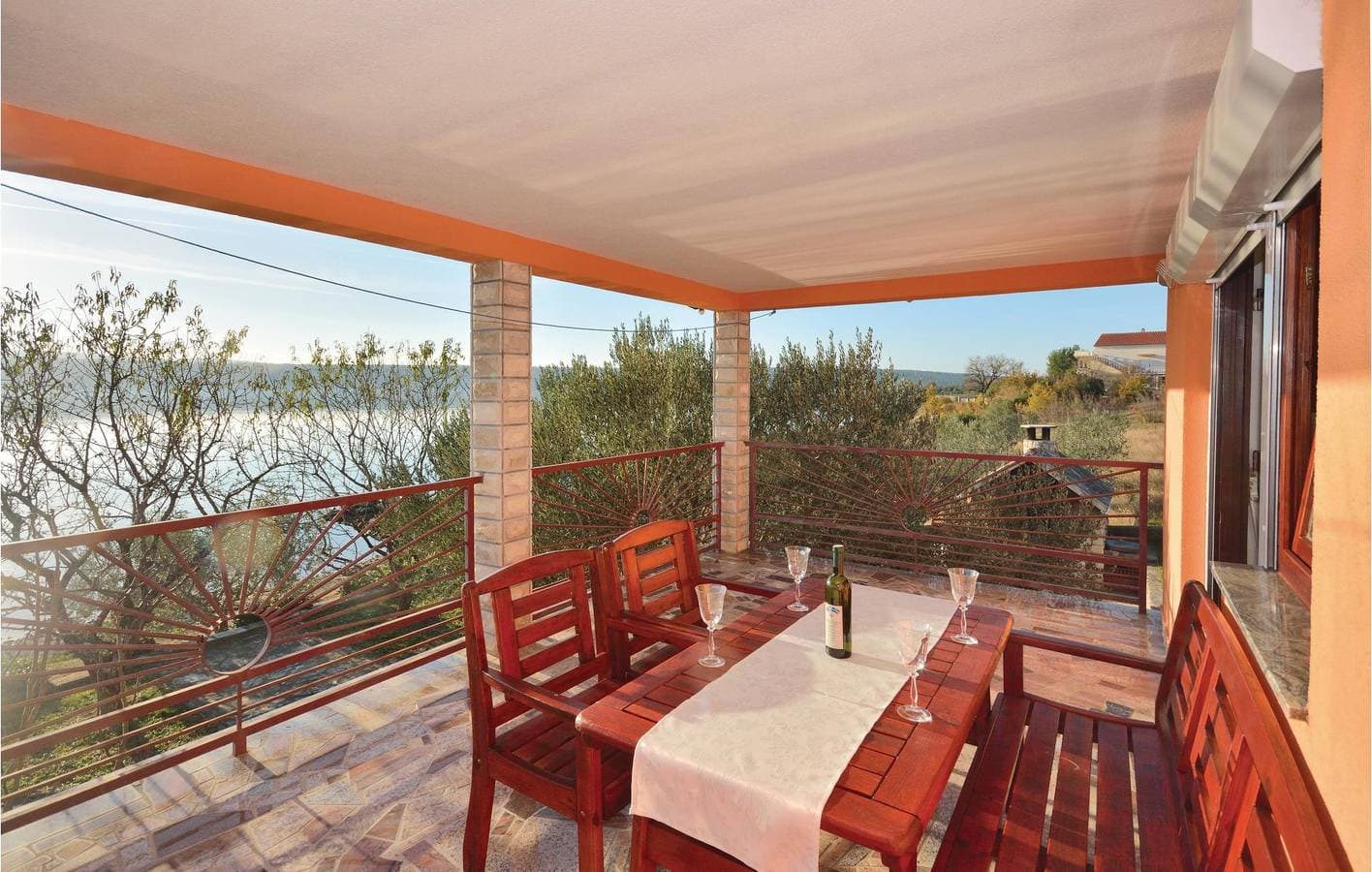 Foto 9 von 37: Gemütliche Wohnung mit Terrasse, WLAN und Parkplatz, 1,5 km bis zur Küste