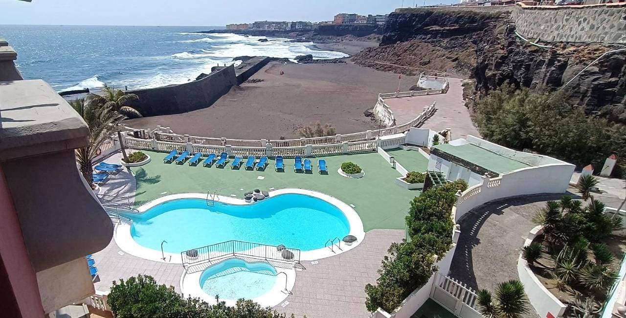 Apartamento con vistas al mar 1