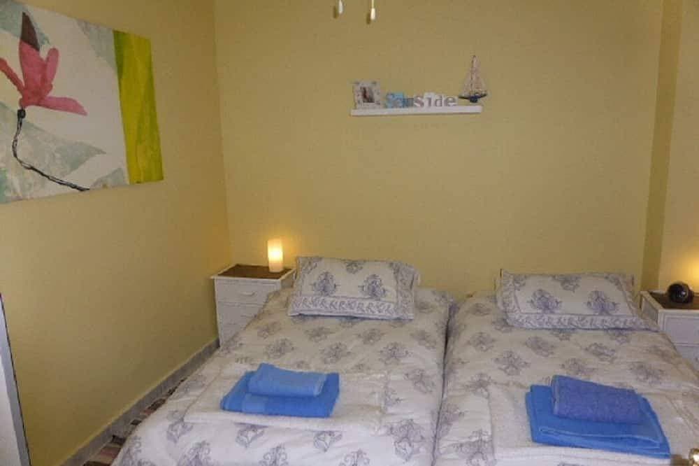 Foto 3 von 26: Geräumige Luxus-Apartment mit 2 Schlafzimmern Frontline