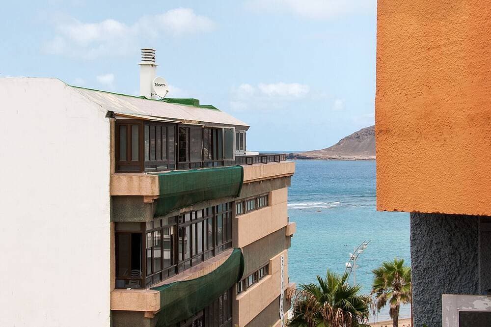 Foto 7 von 14: Kasa apartment, one step away from Las Canteras beach.