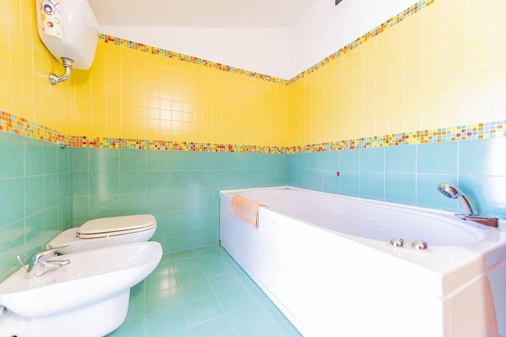 Foto 9 von 30: GuestHost - Nice 80 sqm apartment on two levels, perfect for 2 people, located on the first floor of a semi-detached house Without a lift (stairs to access it). The accommodation is located in San Martino, a quiet and peaceful neighborhood where you can