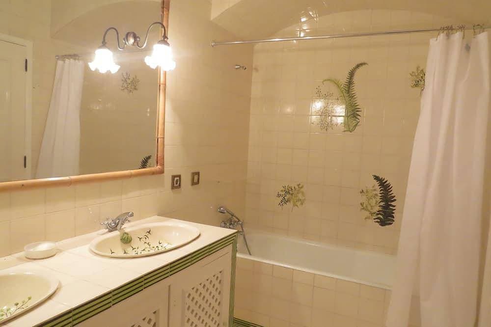 Foto 5 von 24: !!! Privater Meerzugang Und Meerwasserpool !!!