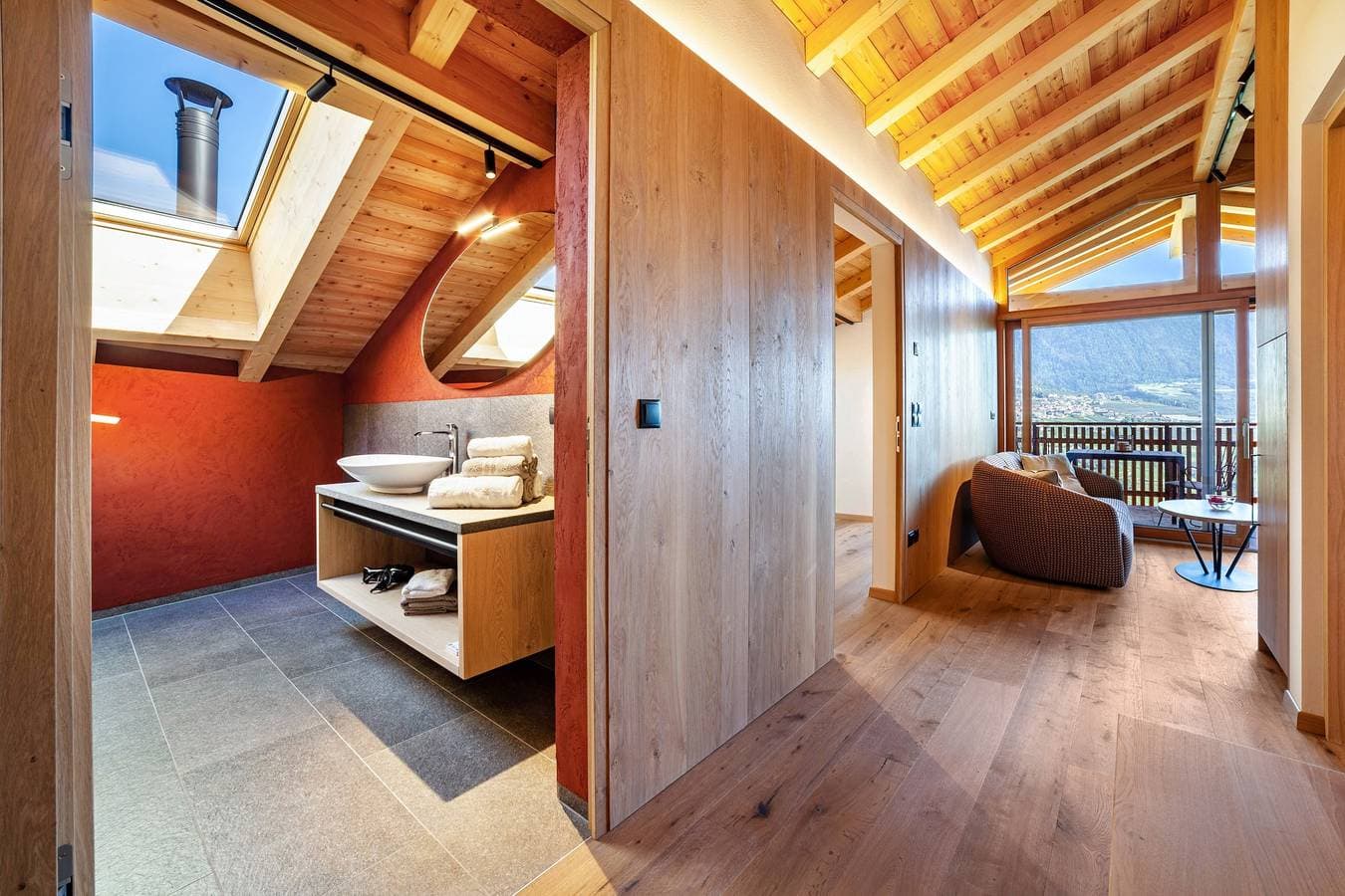 Foto 3 von 22: Ferienwohnung 'Hütterhof Sommer' mit Bergblick, privater Terrasse und WLAN