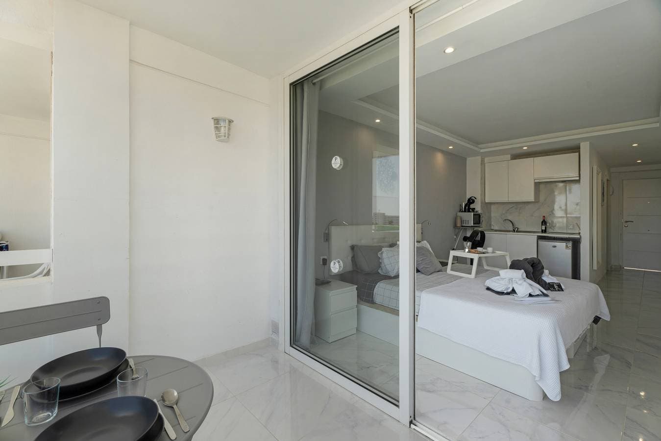 Foto 4 von 21: Ferienapartment 'Las Americas Evening Escape' mit Meerblick, privatem Pool & WLAN