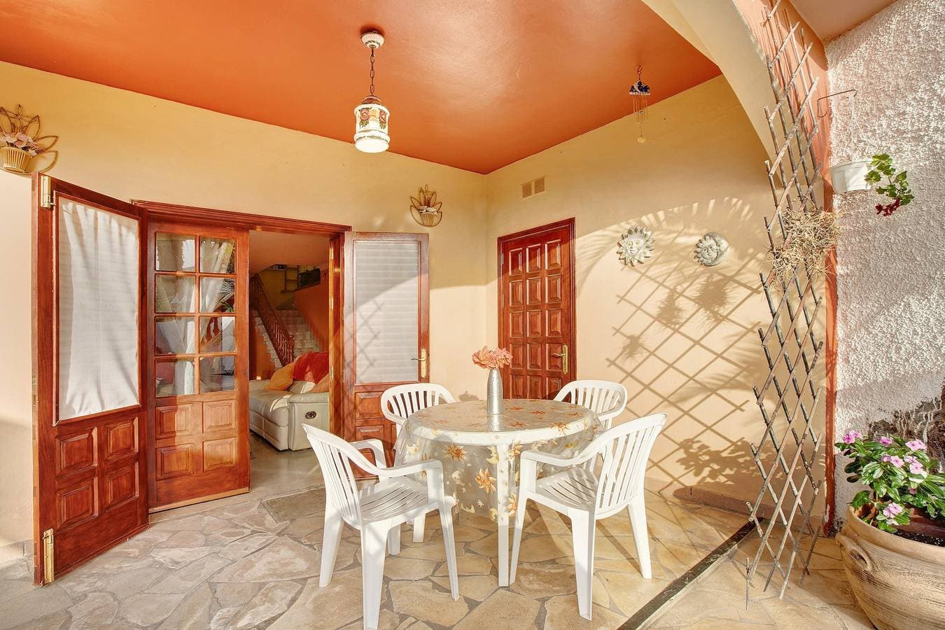 Foto 3 von 33: Ferienhaus Petite Paradise mit Meerblick, Pool und WLAN