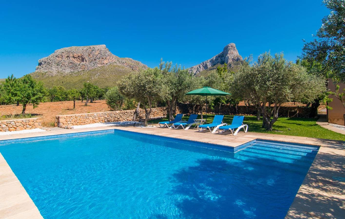 Foto 12 von 52: Apartment mit Meerblick, Pool und Terrasse, 1,5 km vom Strand entfernt
