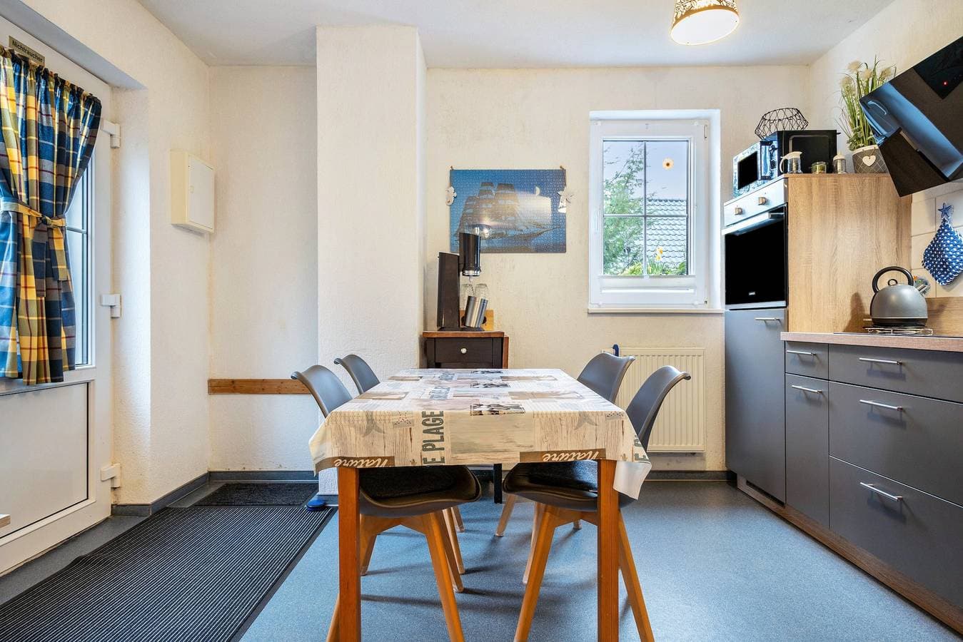 Foto 13 von 25: Ferienwohnung mit maritimem Flair, privater Terrasse und WLAN