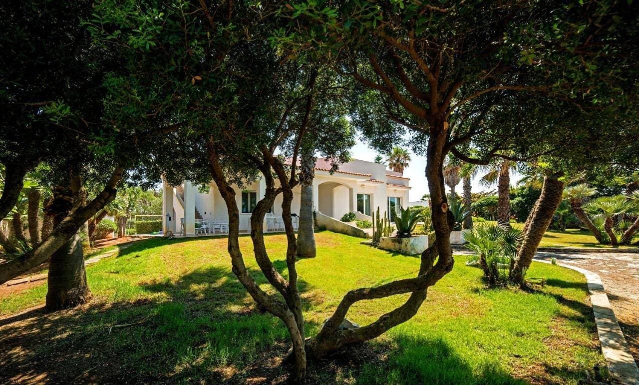 Foto 3 von 35: Villa with Sea View