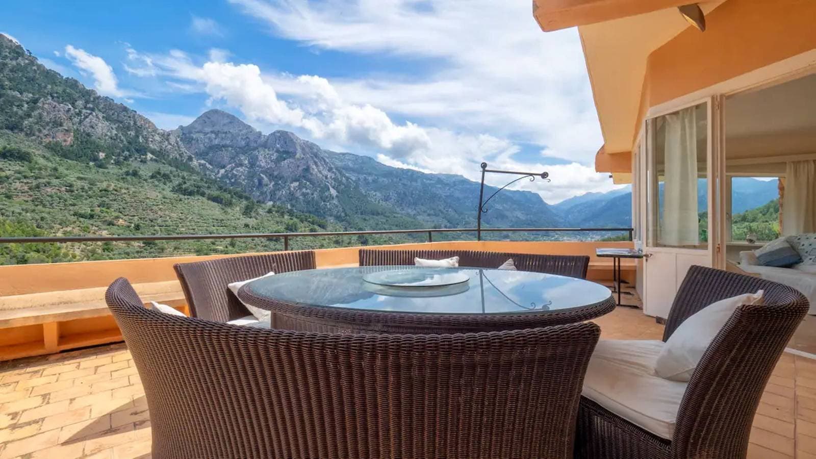 Foto 3 von 30: Villa 'Sol y Montes' mit Bergblick, privatem Pool und WLAN