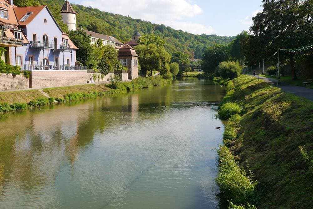 Foto 12 von 17: Phantastische Wohnungen mit Sonnenterrasse unmittelbar am Tauberufer