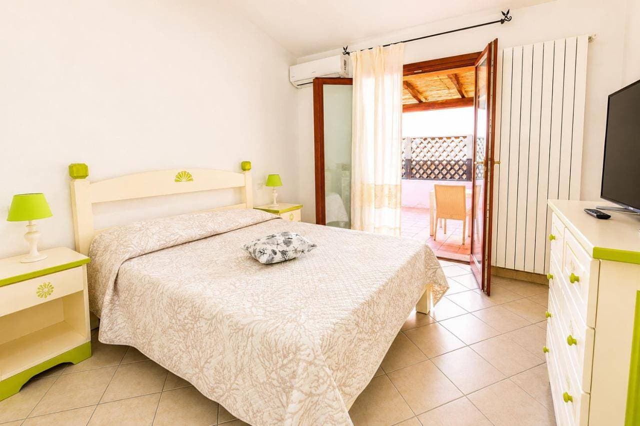 Foto 9 von 19: Double Room with Patio