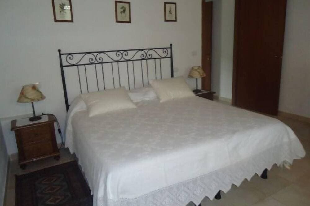 Foto 3 von 22: Apartment in farmhouse, set in a quiet structure