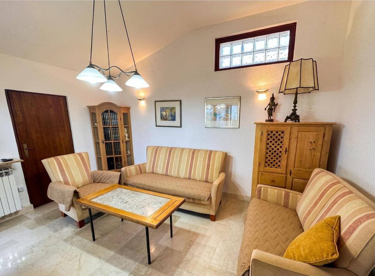 Foto 4 von 19: One-Bedroom House