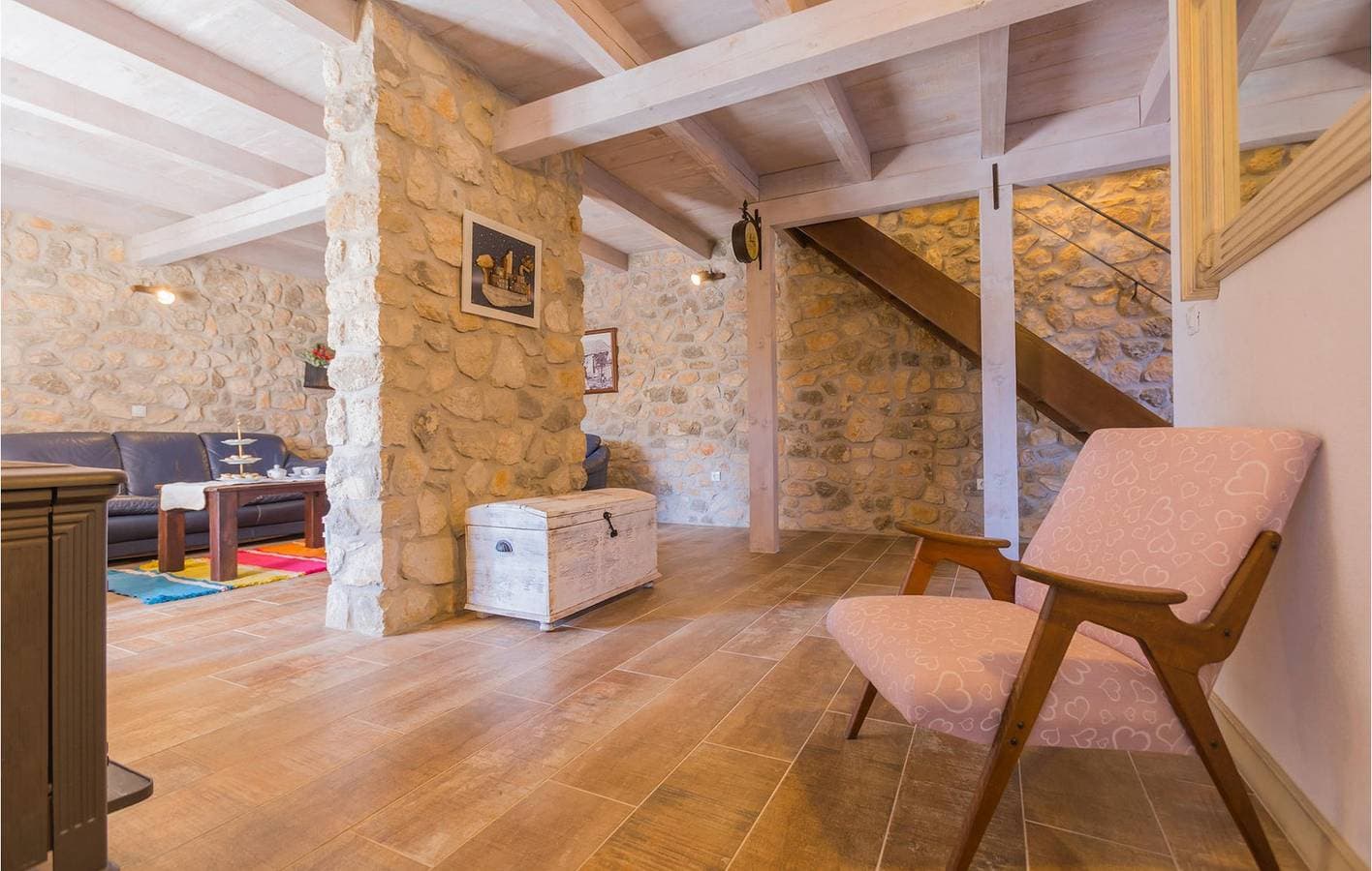 Foto 12 von 52: Geräumige 2-Zimmer-Wohnung mit beheiztem Pool und Annehmlichkeiten für einen perfekten Urlaub