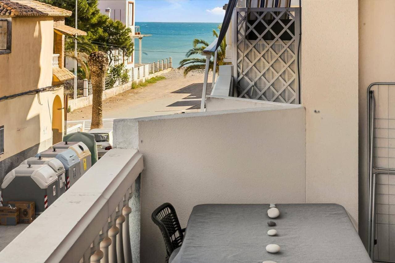 Foto 5 von 54: One-Bedroom Apartment with Sea View and Balcony