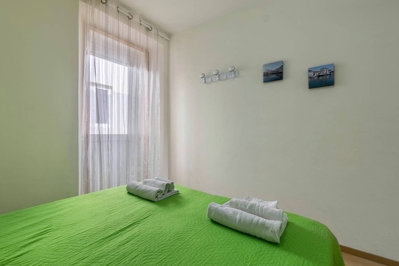 Foto 12 von 23: Ferienwohnung 'Al Porticciolo' mit Meerblick, Balkon und Klimaanlage