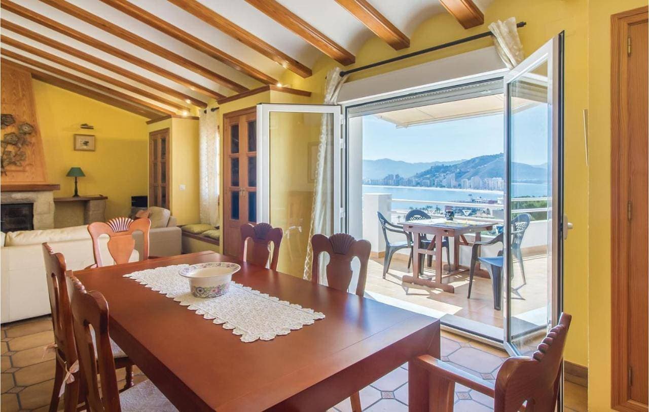 Foto 2 von 20: 2 Bedroom Cozy Home In Faro De Cullera