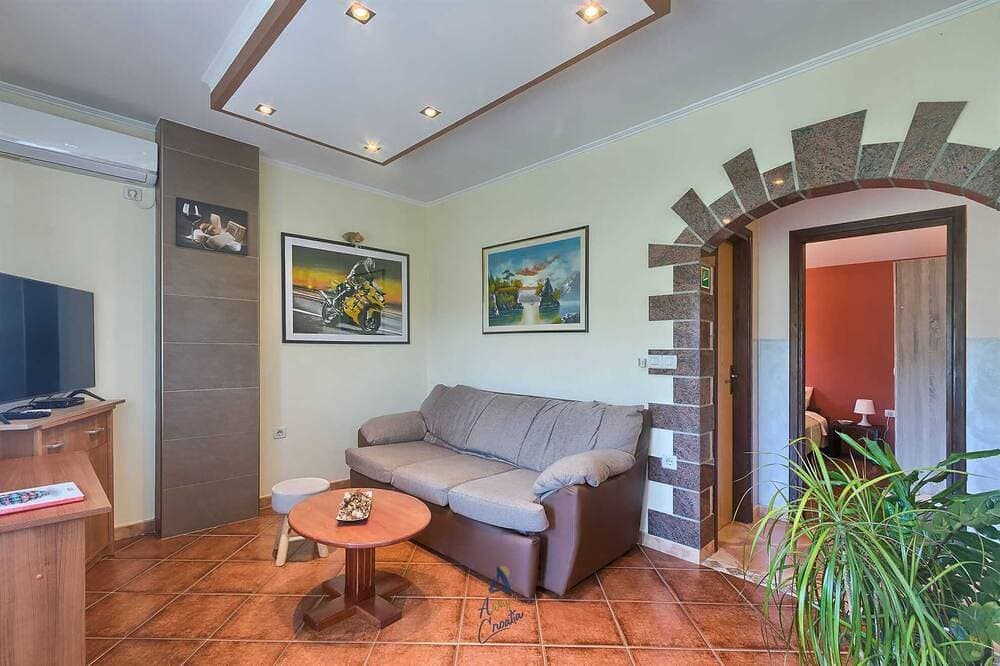 Foto 8 von 30: Gemütliche Villa mit Pool, umgeben von Natur