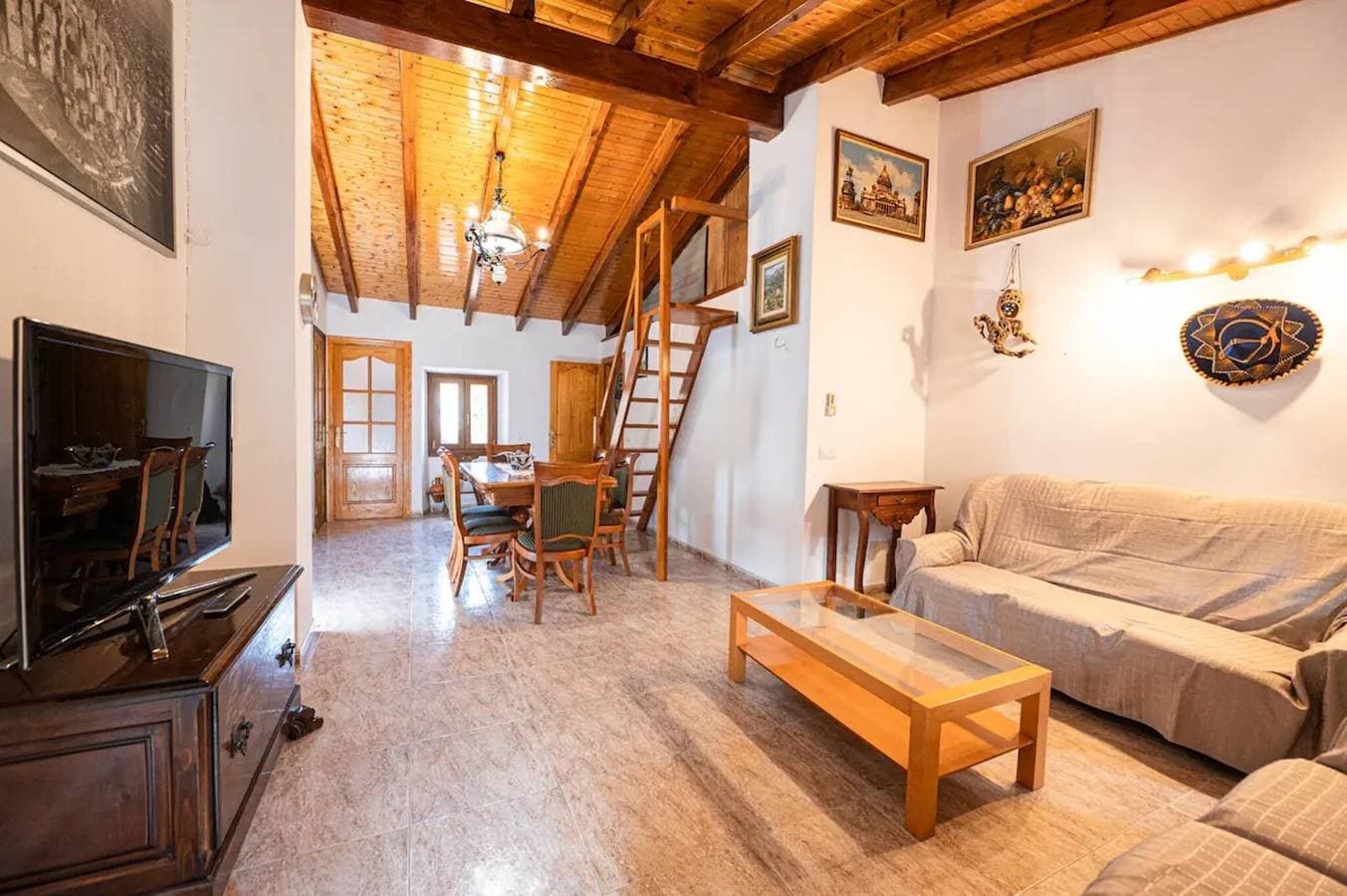 Foto 4 von 18: Ferienhaus 'C'an Artur' mit privater Terrasse und Wi-Fi