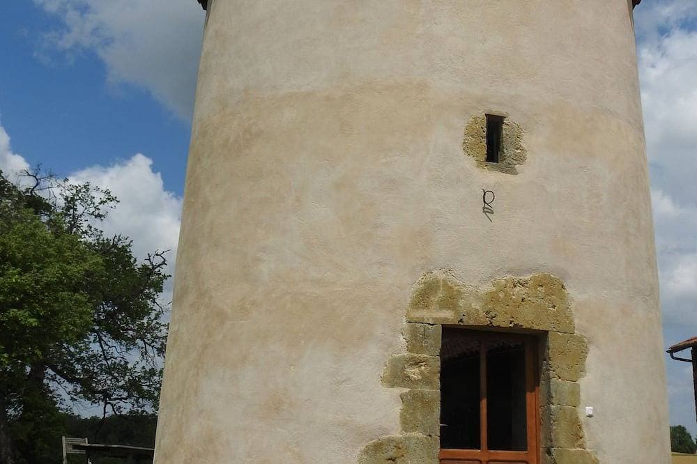 2-Person Mill Gers Astarac 1