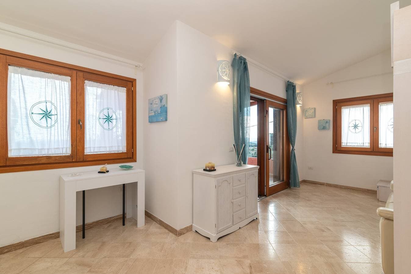 Foto 11 von 26: Ferienwohnung "La Rosa dei Venti" mit Meerblick, Gemeinschaftspool und privater Terrasse