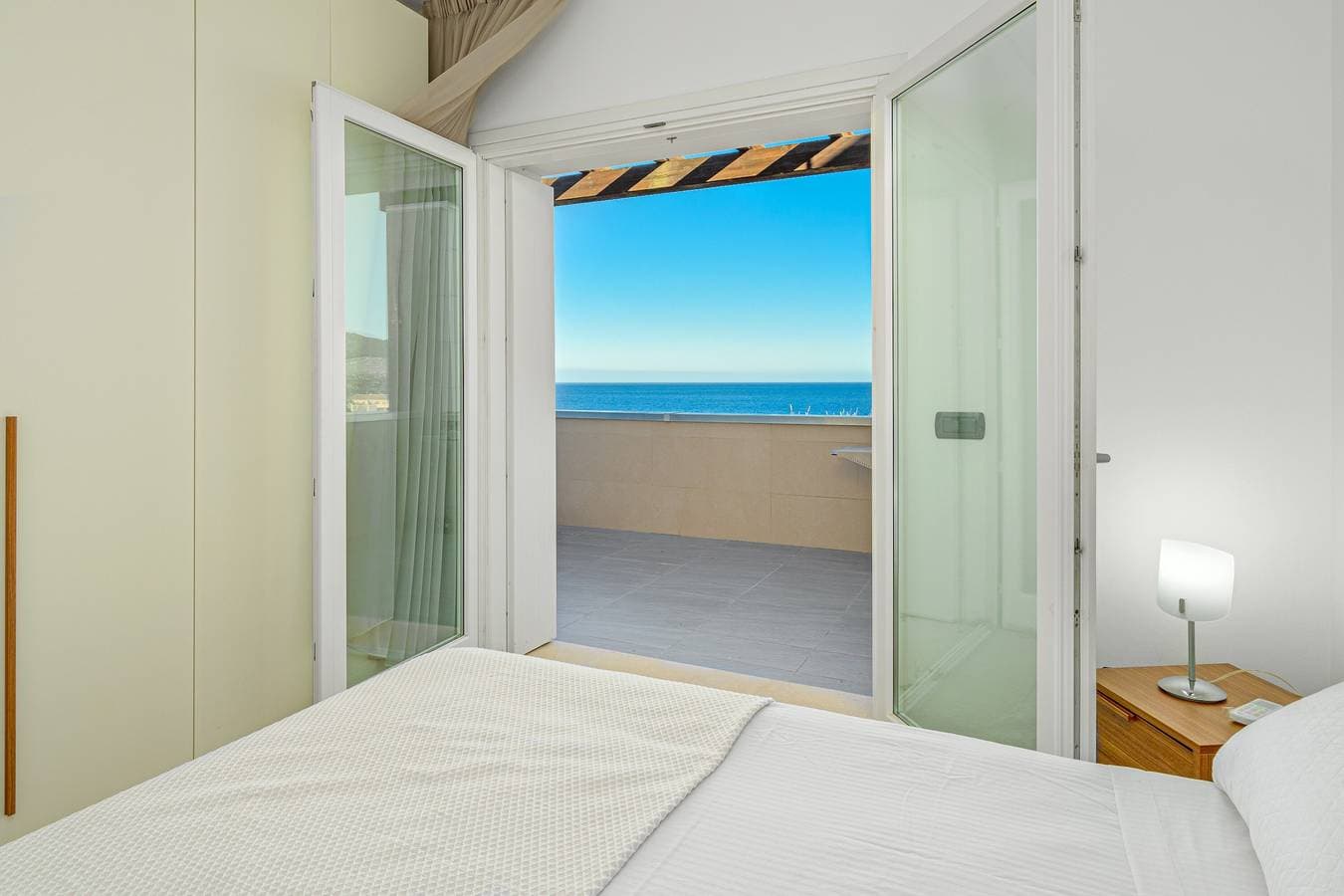 Foto 11 von 27: Lichtdurchflutete Ferienwohnung "Villa Marconi 9" mit Meerblick und privater Terrasse