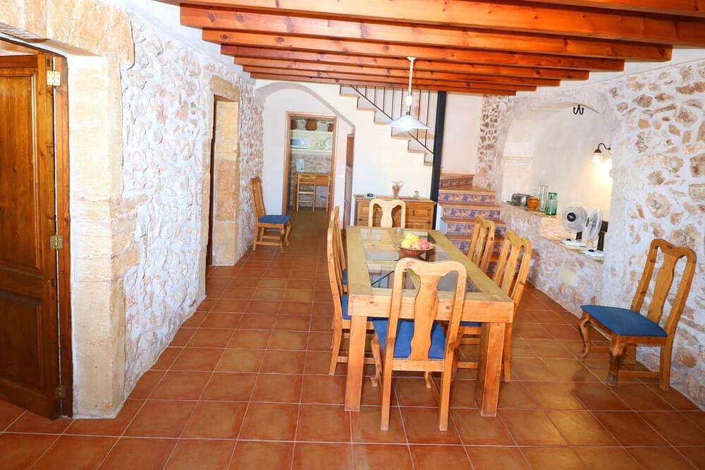 Foto 12 von 24: Can Cova, Wi-Fi, Pool, Garten, 5 Minuten vom Strand Cala Llombards