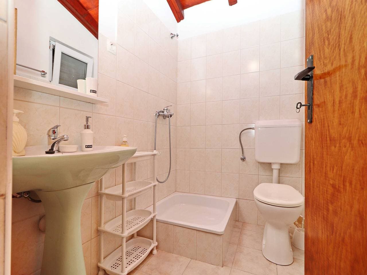 Foto 10 von 31: Ferienhaus für 3 Personen mit Terrasse