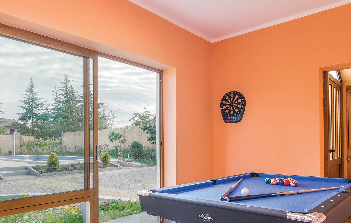 Foto 5 von 33: Gemütliche 1-Zimmer-Wohnung mit Pool und Terrasse in der Nähe von Gračišće