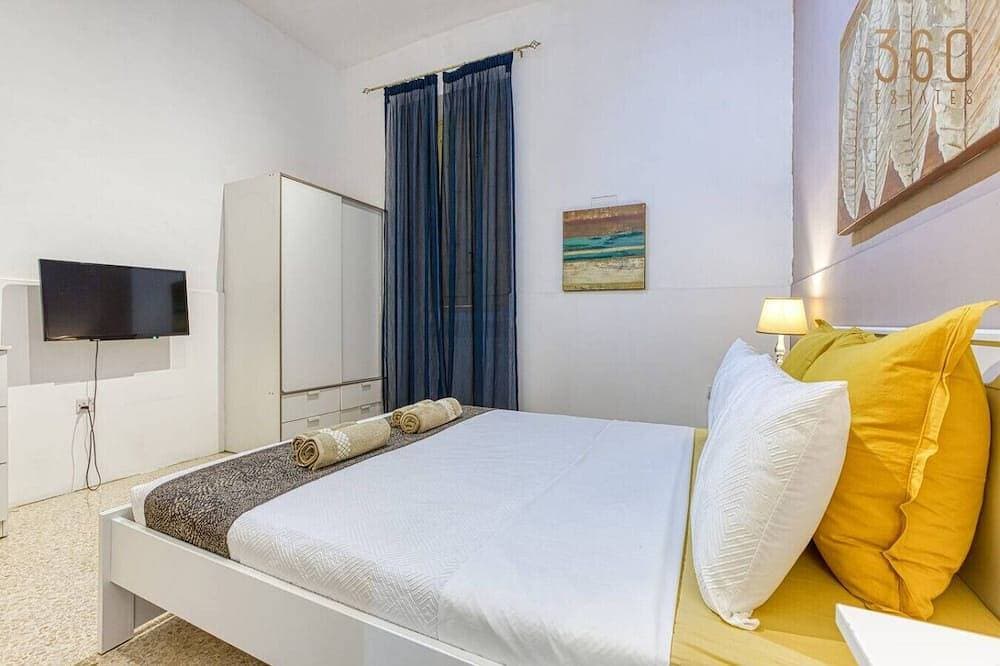 Foto 11 von 30: Spacious 4Br Sliema Apt w/ Terrace & Top Location