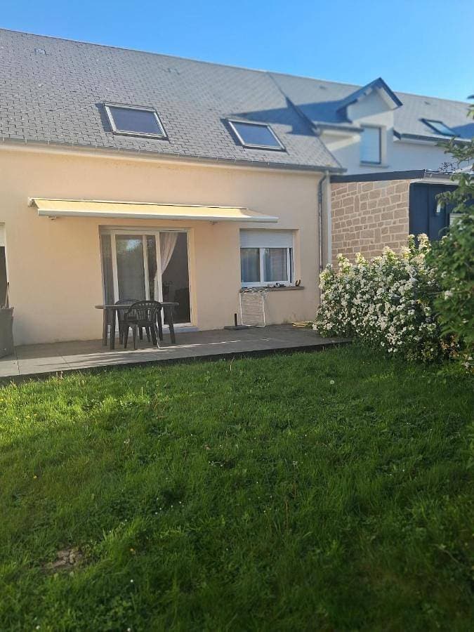Foto 3 von 26: Four-Bedroom House