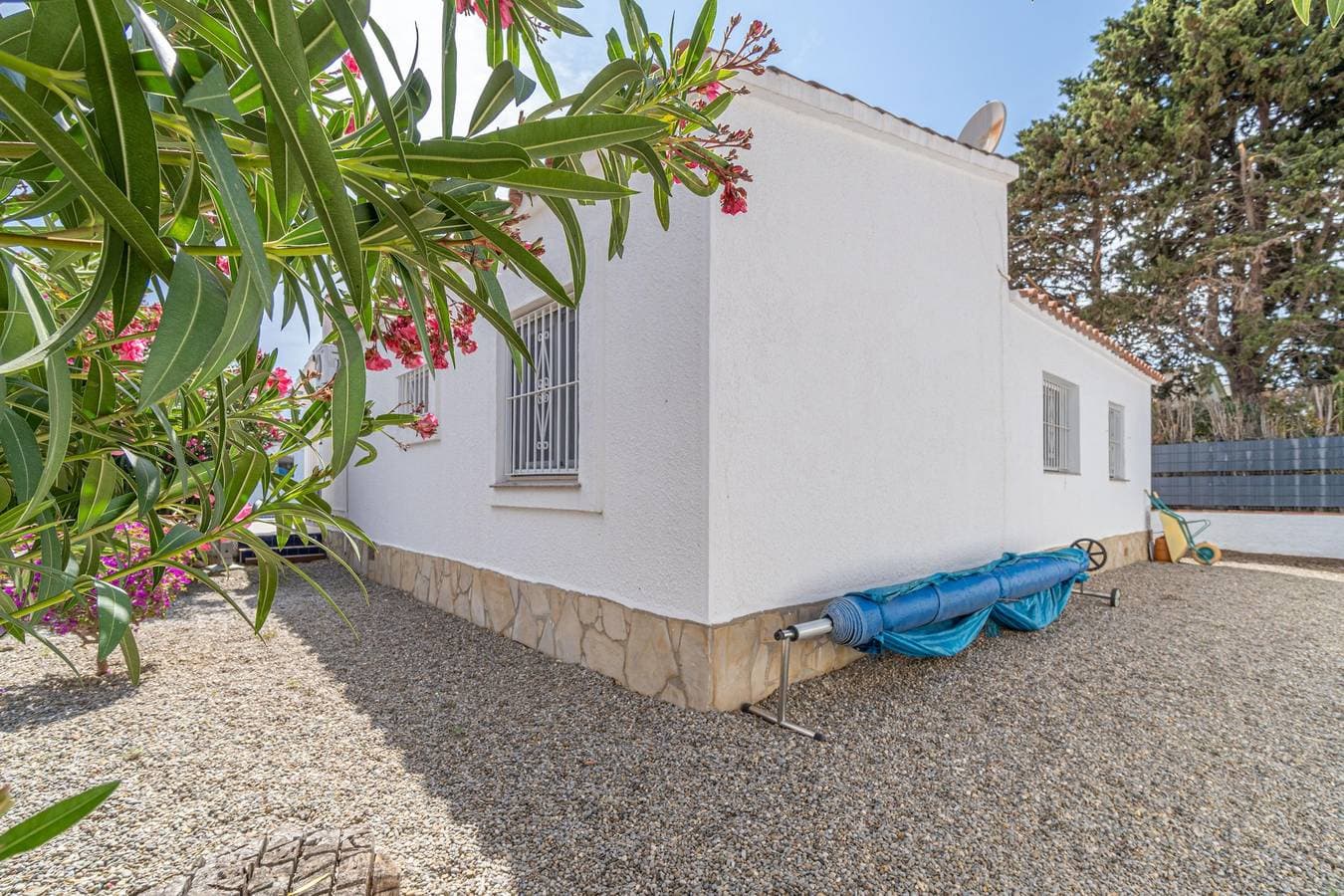 Foto 11 von 40: Erdgeschosshaus mit 3 Schlafzimmern und Pool