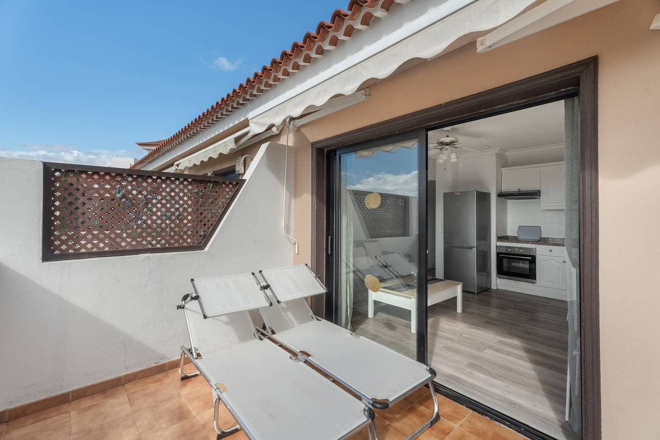 Foto 12 von 28: Ferienwohnung 'Oasis Del Sur' mit Meerblick, WLAN und Klimaanlage